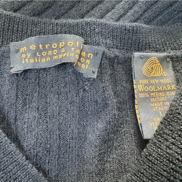 Vintage lord and Taylor Italian 100% merino wool black v neck ribbed sweater L - Picture 4 of 5